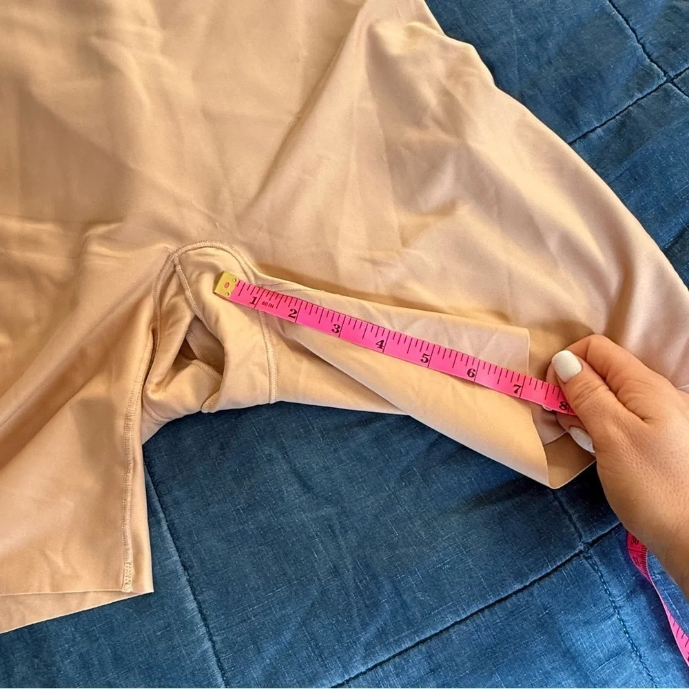 Honeylove No-Show  High-Waisted Shorts Size 3X in Sand Color